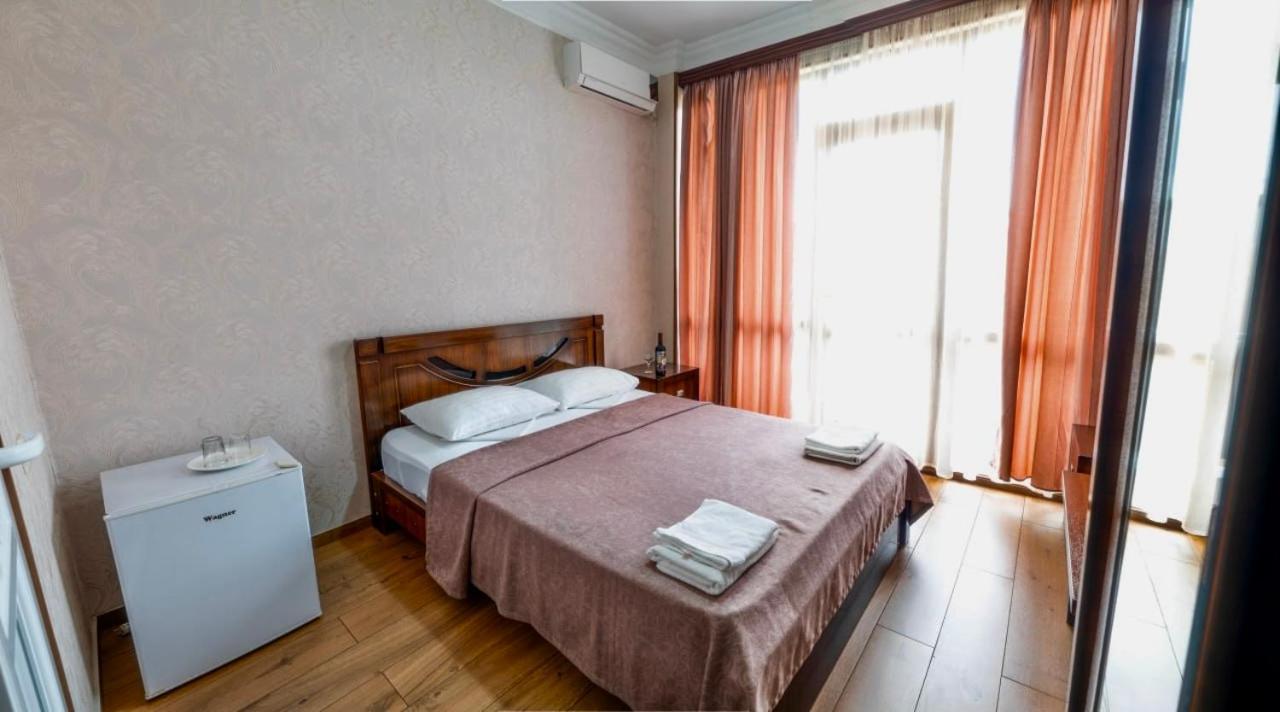 Hotel Palermo Kobuleti Kültér fotó